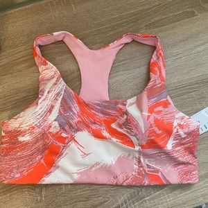 Old navy sports bra brand new